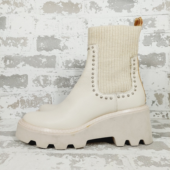 Dolce Vita Women's Hoven Stud H2O Fashion Boot - Water-Resistant, On-Trend Ankle Boot - View #10